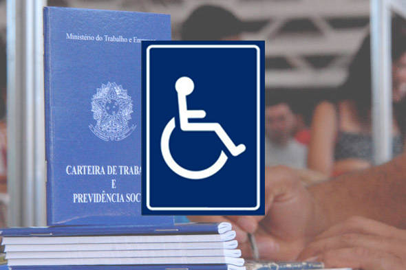fotomontagem onde aparece no fundo uma carteira de trabalho e no destaque o símbolo do cadeirante